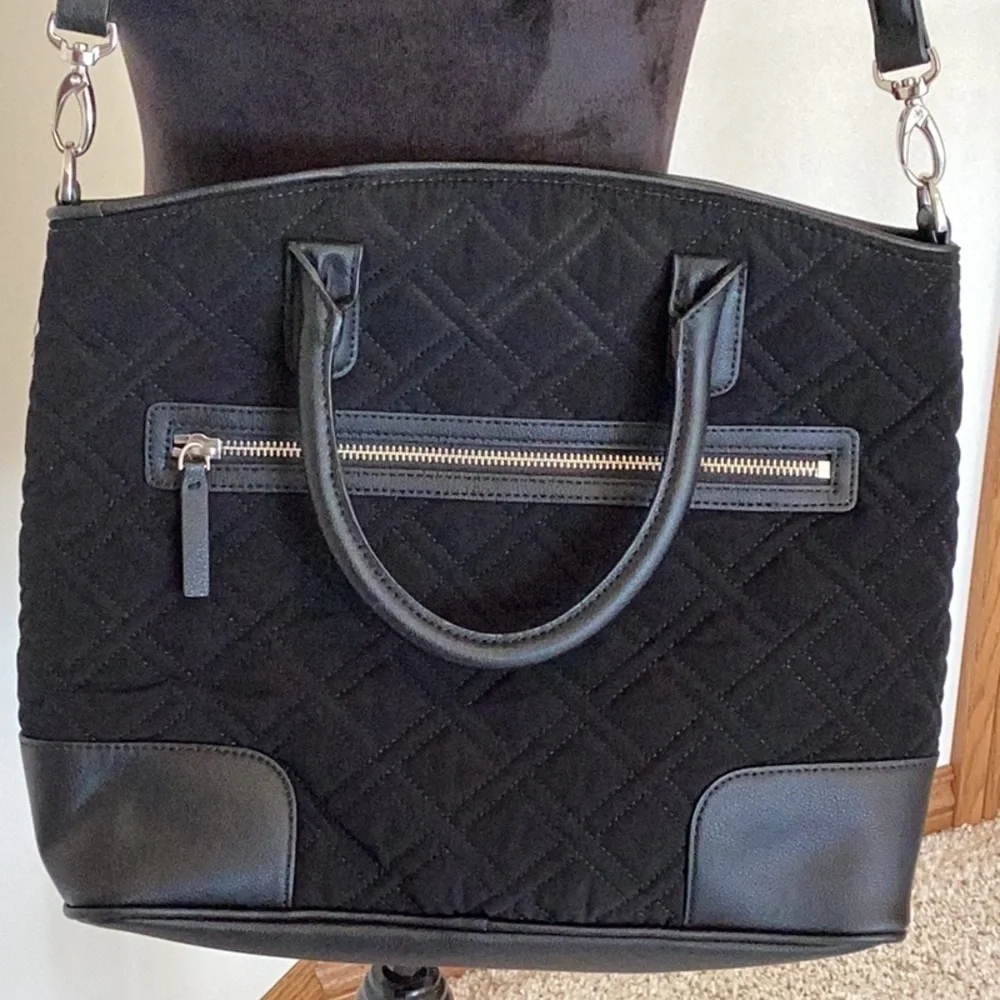 Vera Bradley Day Off Satchel Classic quilted black shoulder or handbag